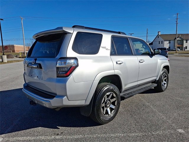 Used 2024 Toyota 4Runner TRD Off-Road Premium image 7