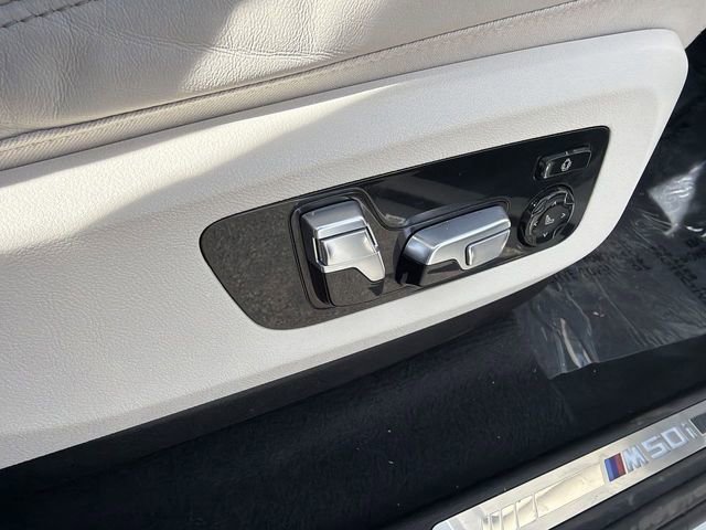 Used 2021 BMW X5 M50i w/ Executive Package image 12