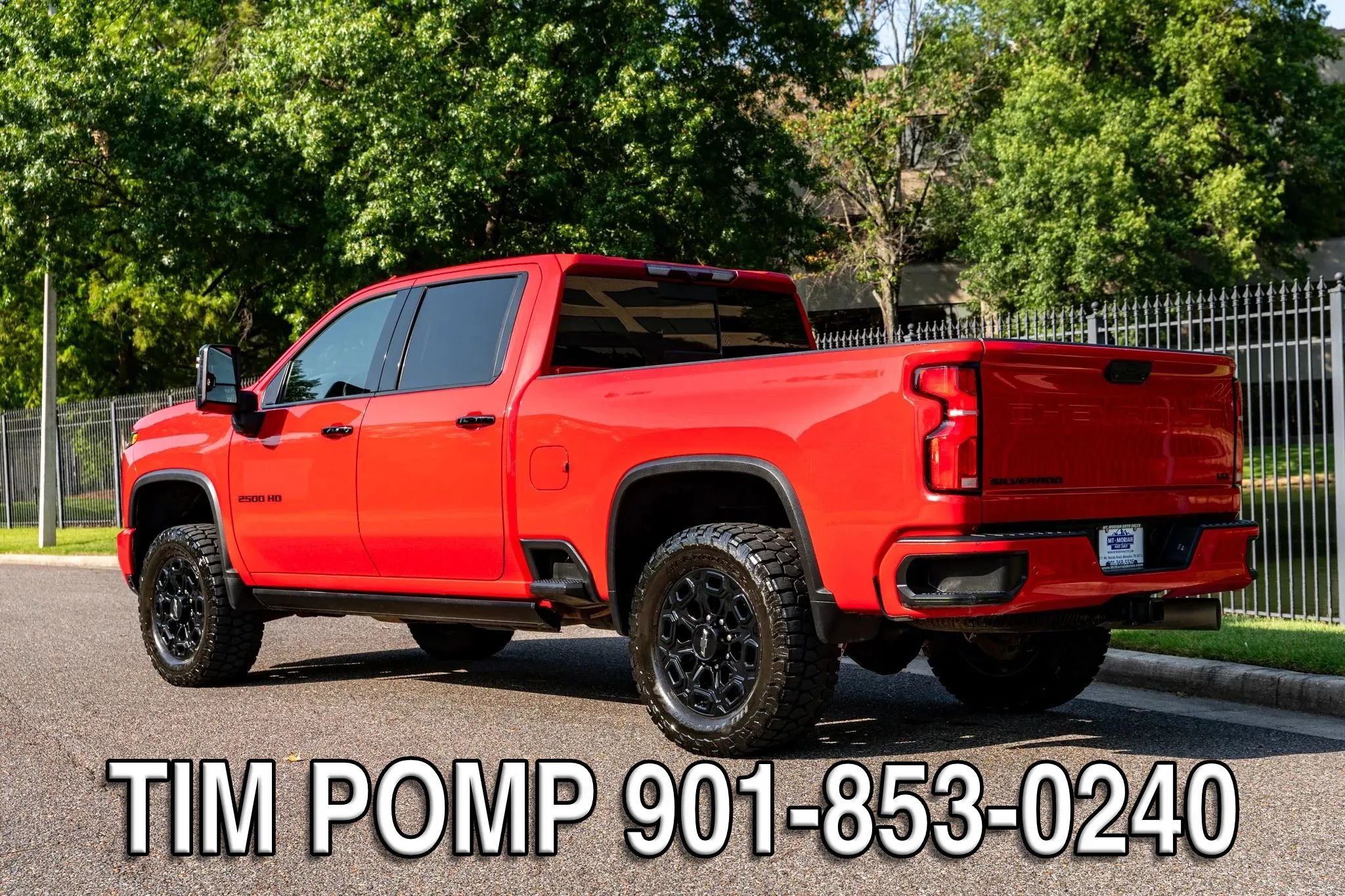 Used 2024 Chevrolet Silverado 2500 LTZ w/ LTZ Plus Package AWD/4WD image 8