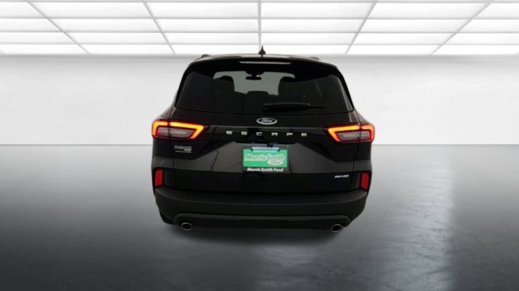 New 2026 Ford Escape ST-Line w/ Cold Weather Package AWD/4WD image 7