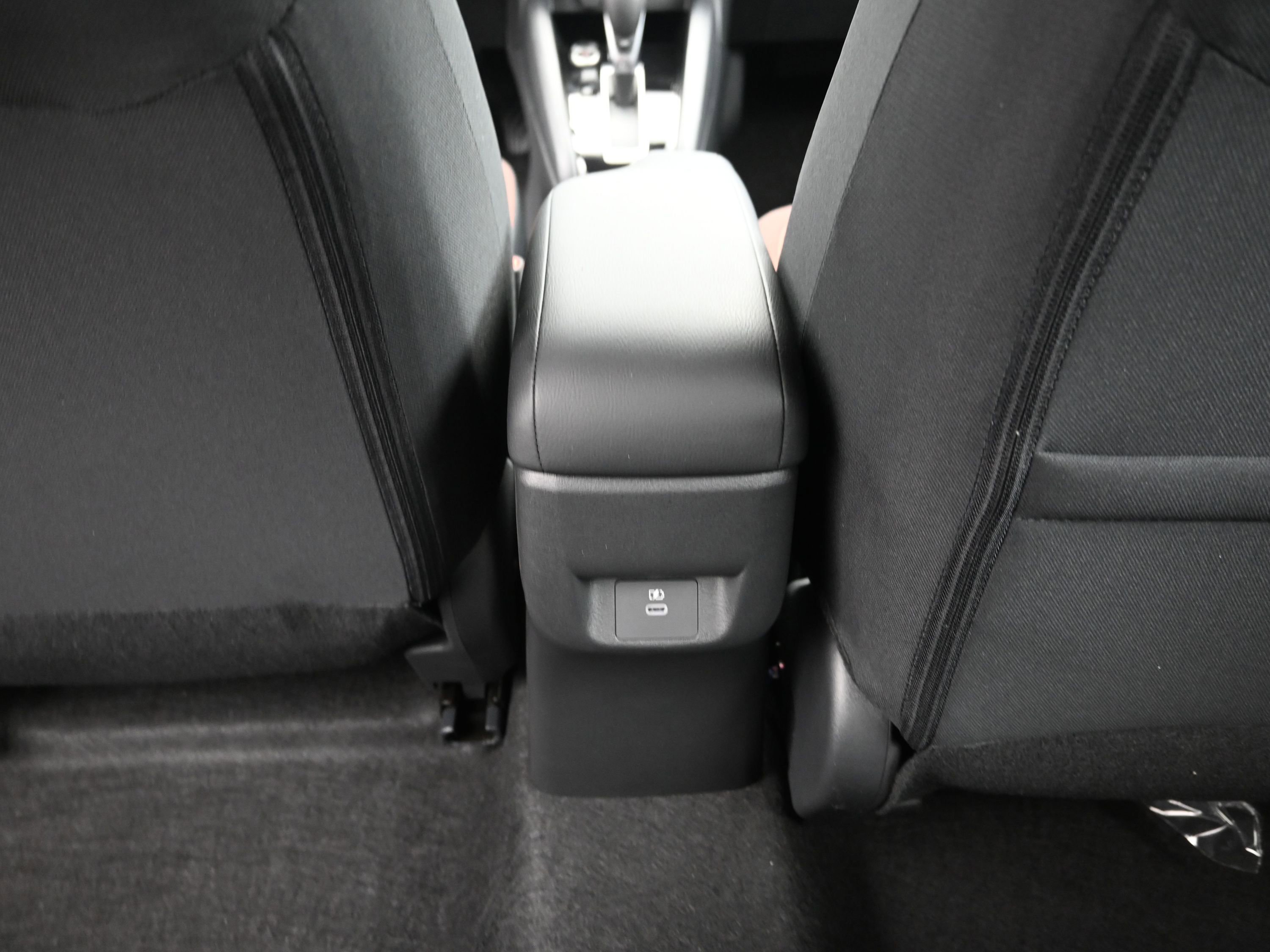 New 2025 Nissan Versa SR image 19