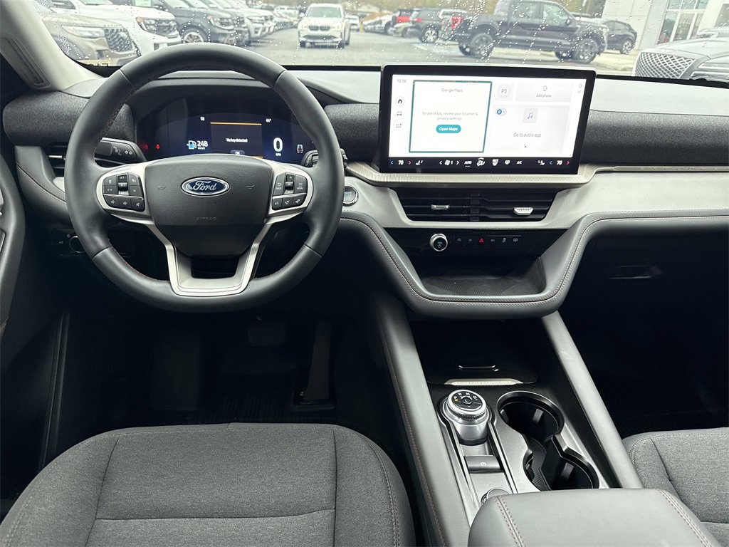 Used 2025 Ford Explorer Active image 21