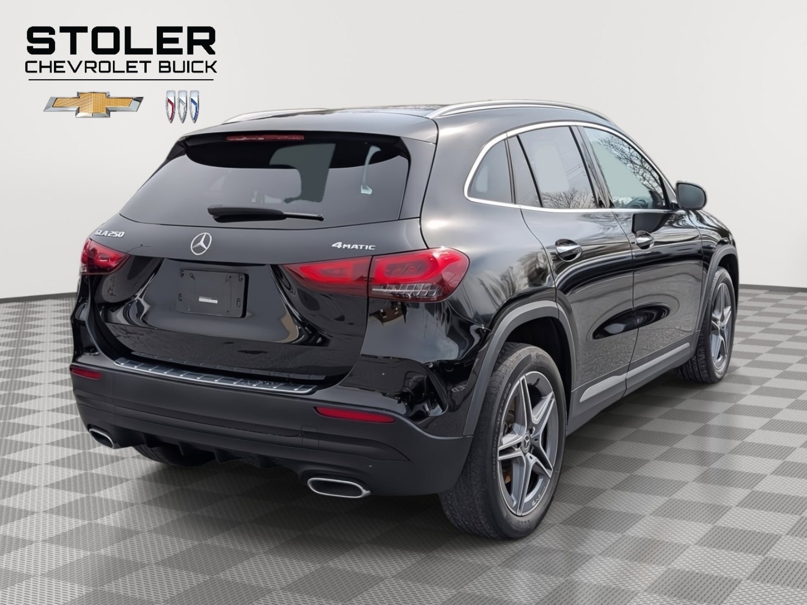 Used 2023 Mercedes-Benz GLA 250 4MATIC w/ AMG Line Exterior image 5
