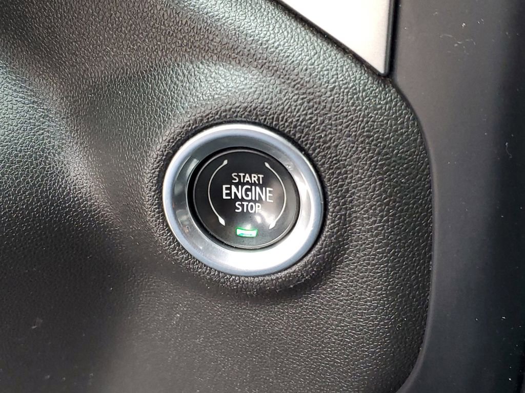 Used 2020 Chevrolet Silverado 1500 LT w/ All-Star Edition image 17