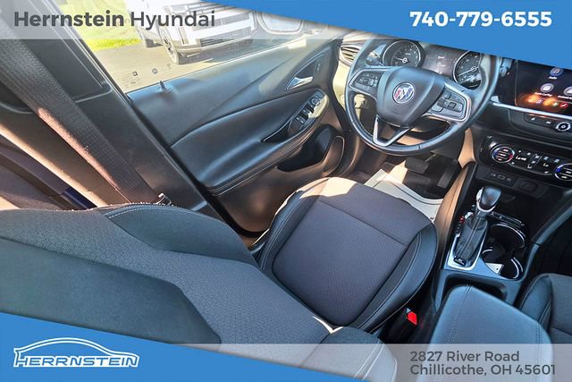 Used 2023 Buick Encore GX Select AWD/4WD image 10
