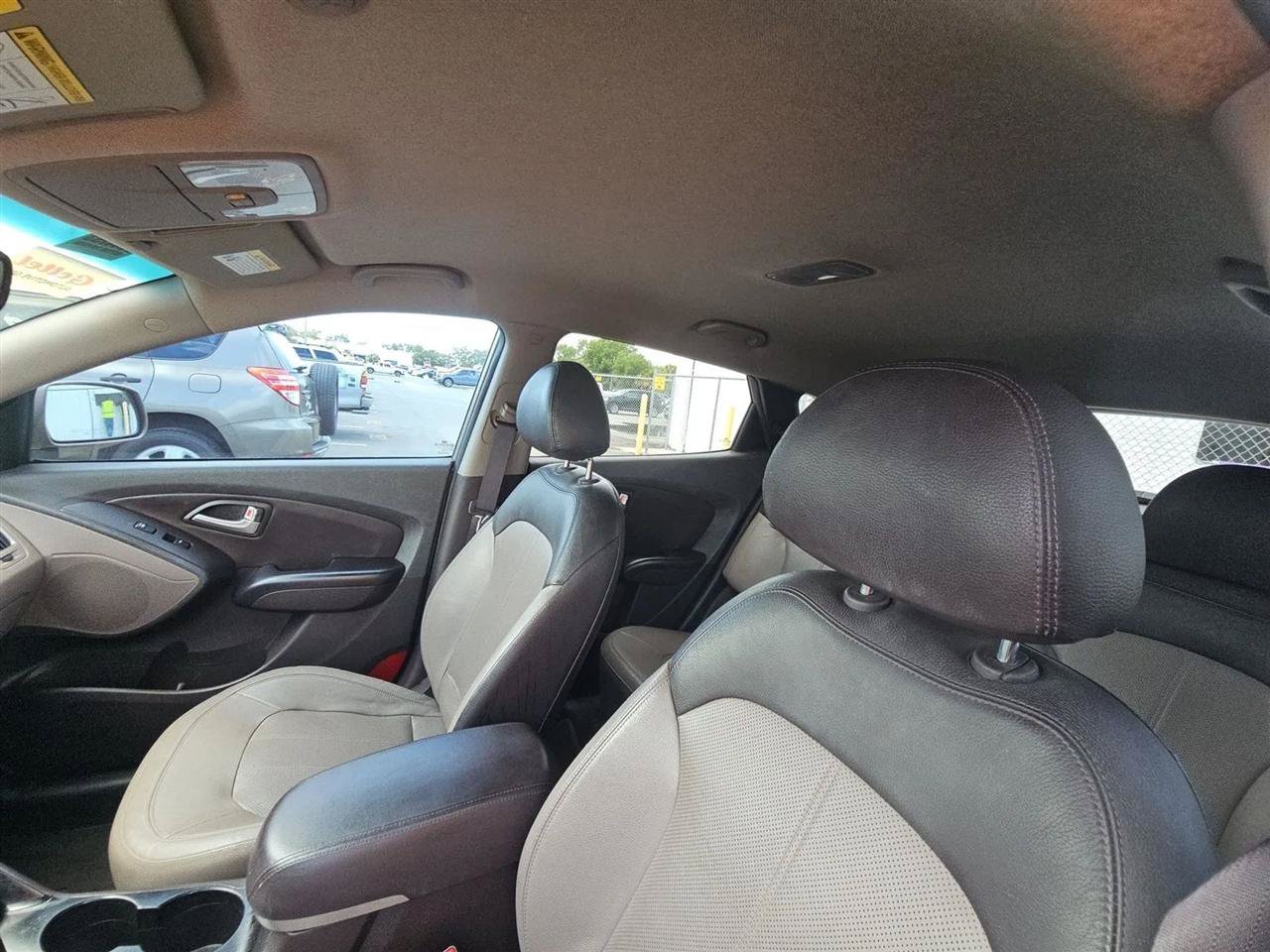 Used 2013 Hyundai Tucson Limited FWD image 13