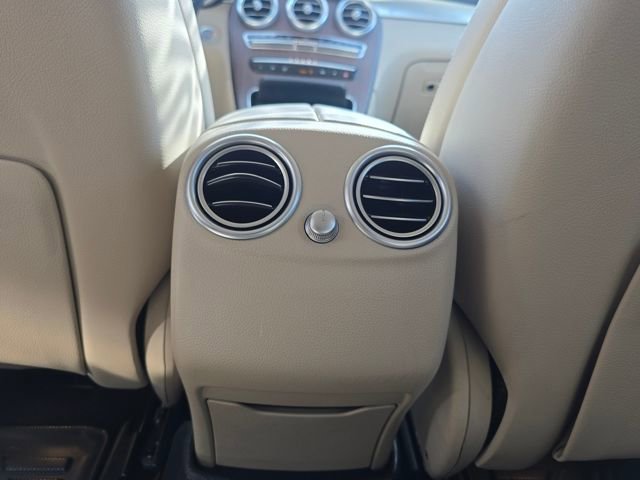 Used 2022 Mercedes-Benz GLC 300 4MATIC image 34