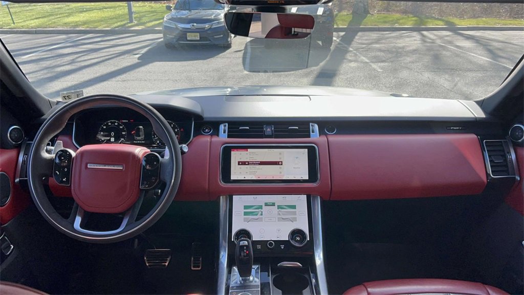 Used 2022 Land Rover Range Rover Sport HST image 11