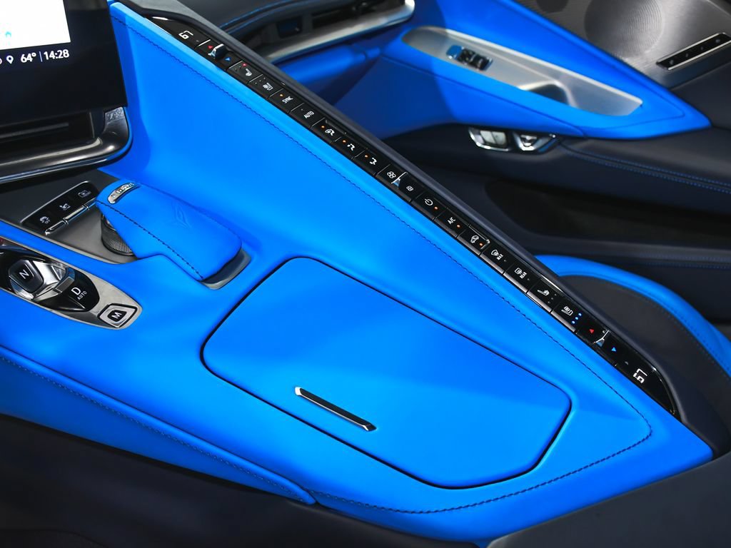 Used 2023 Chevrolet Corvette Stingray Premium Cpe w/ Body-Color Dual Roof Package RWD image 41