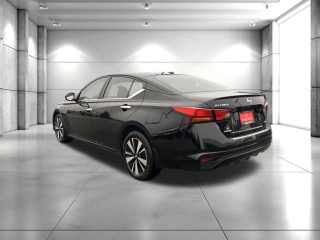 Used 2022 Nissan Altima 2.5 SV AWD/4WD image 5