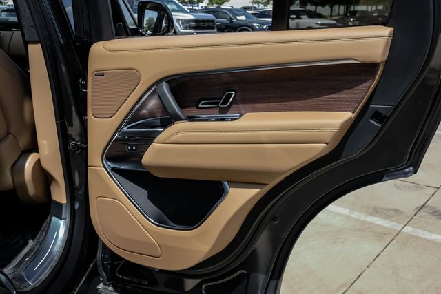 New 2026 Land Rover Range Rover SE AWD/4WD image 57