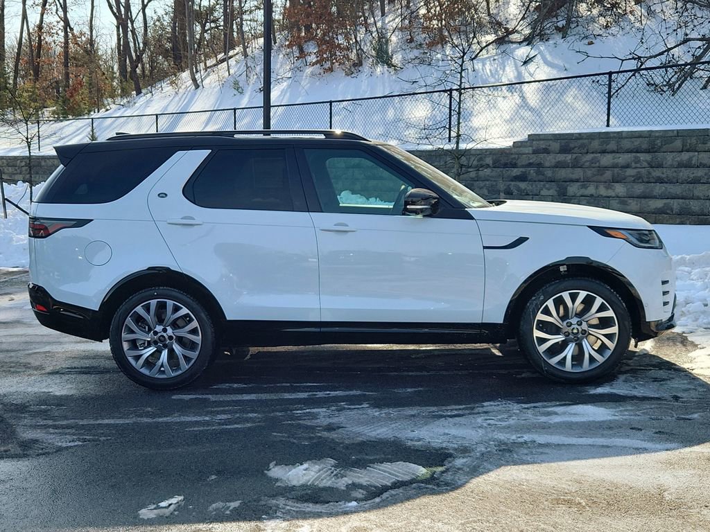 New 2026 Land Rover Discovery Limited Edition AWD/4WD image 11