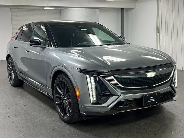 New 2026 Cadillac Lyriq V w/ Exterior Carbon Fiber Package AWD/4WD image 2