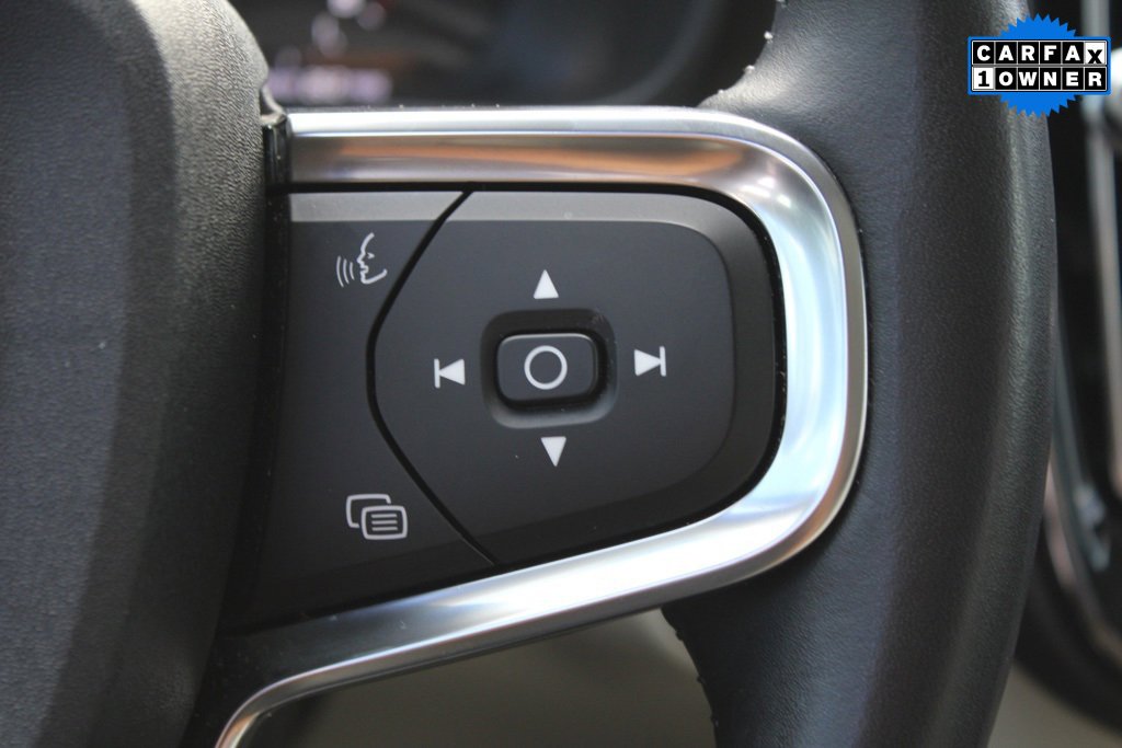 Used 2021 Volvo XC40 T5 Inscription w/ Advanced Package image 20