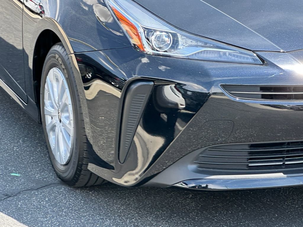 Used 2022 Toyota Prius L Eco image 14