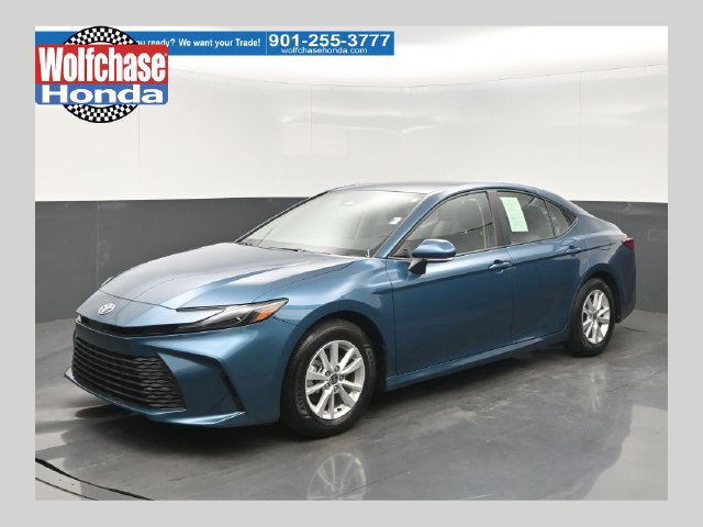 Used 2025 Toyota Camry LE