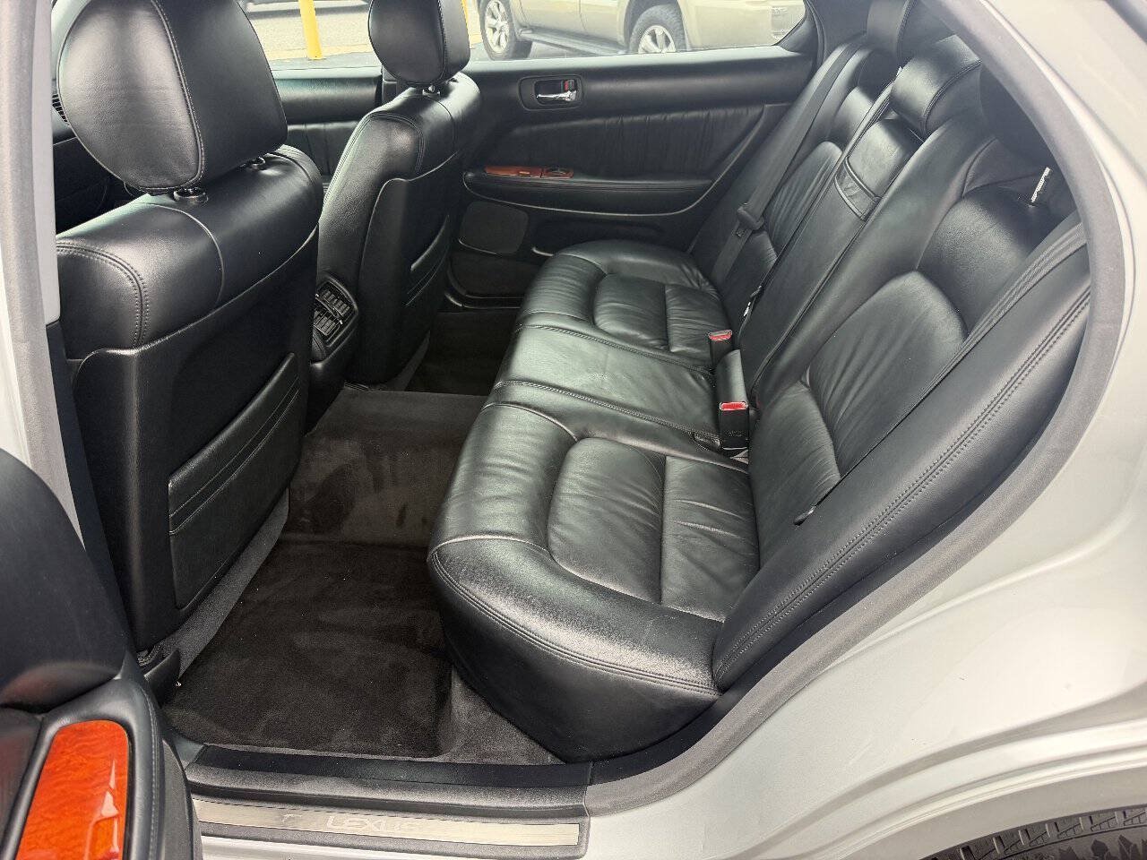 Used 1998 Lexus LS 400 RWD image 22