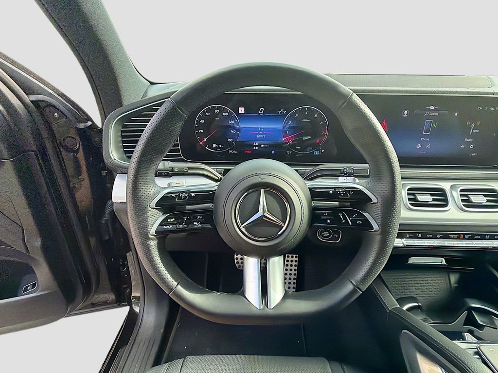 Used 2025 Mercedes-Benz GLS 450 4MATIC w/ Pinnacle Trim Package image 40