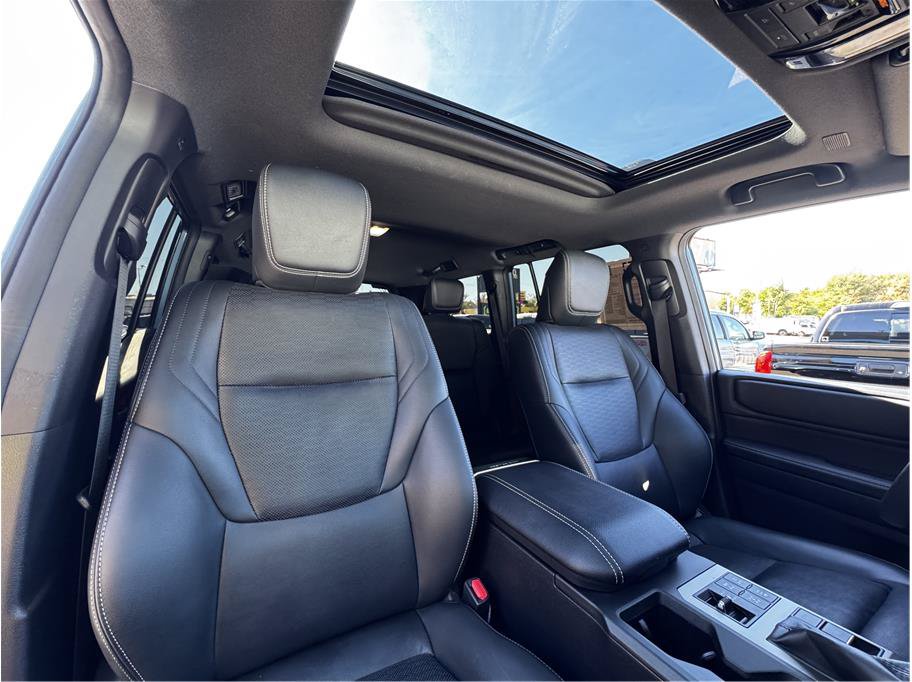 Used 2025 Toyota Land Cruiser w/ Premium Package AWD/4WD image 4