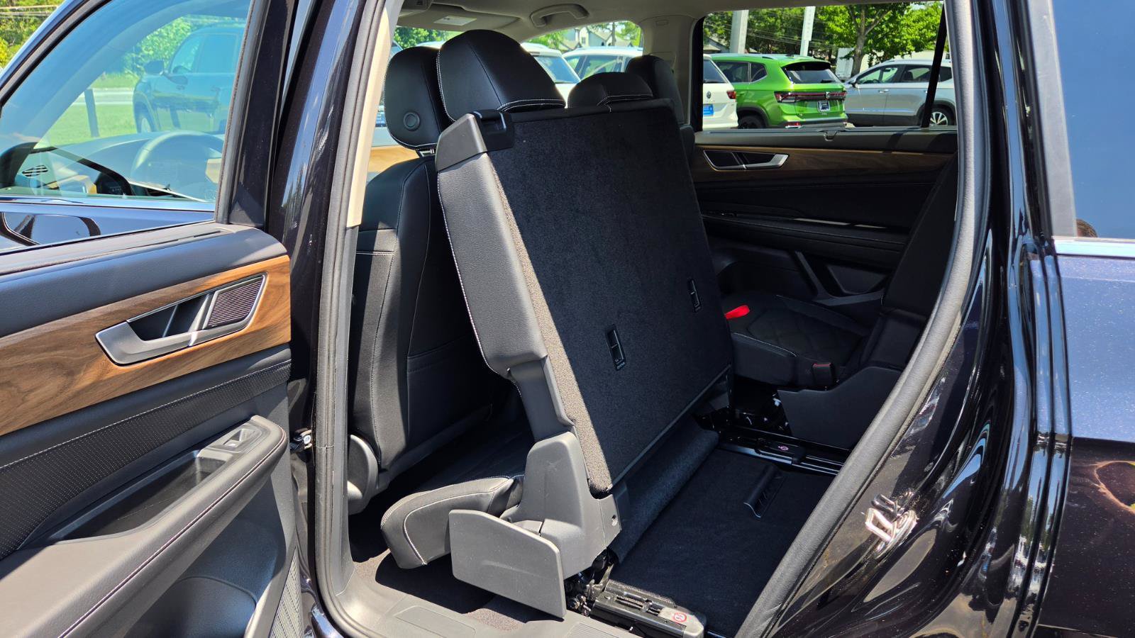 Used 2026 Volkswagen Atlas SE FWD image 49
