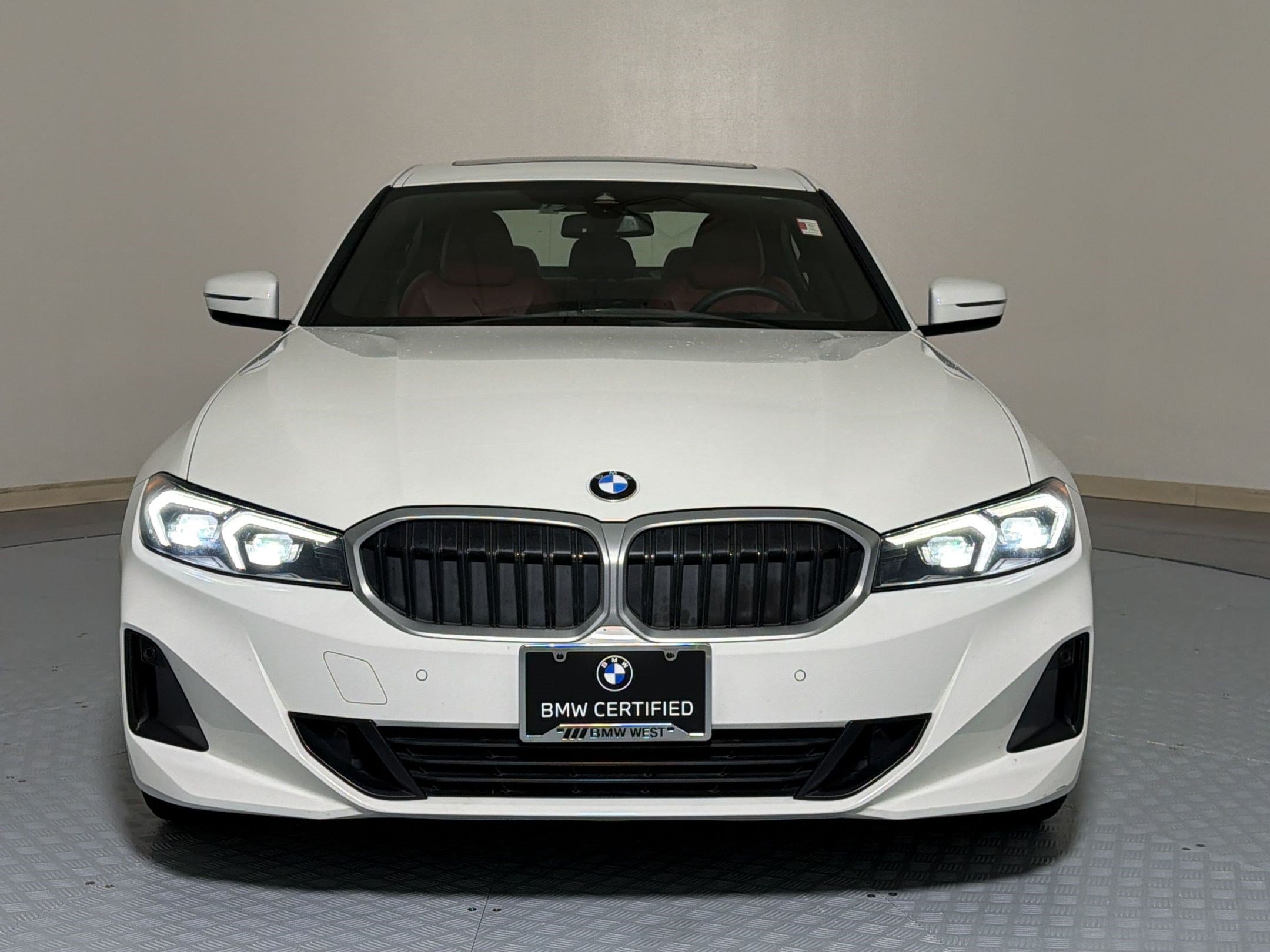 Certified 2023 BMW 330i Sedan w/ Driving Assistance Package RWD image 5