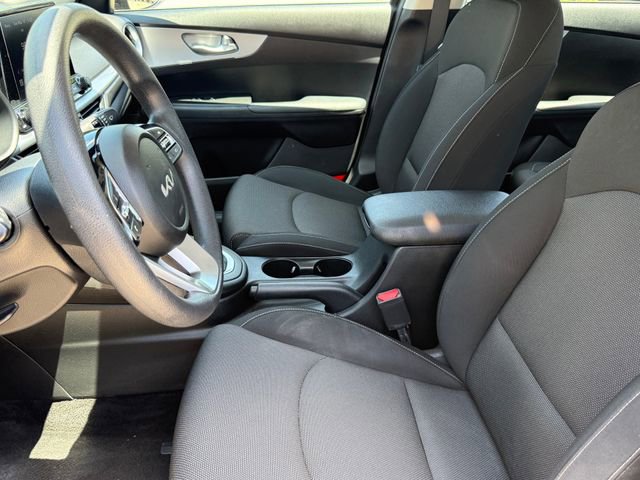 Used 2023 Kia Forte LXS FWD image 10