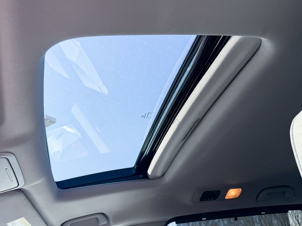 Used 2024 Honda Odyssey EX-L image 10