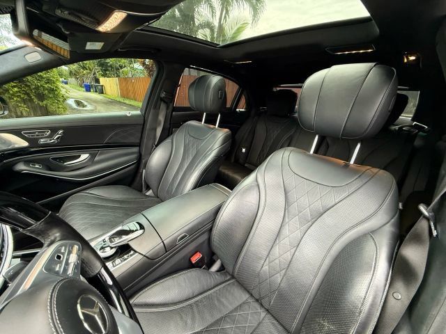 Used 2018 Mercedes-Benz S 560 Sedan w/ Premium Package image 13