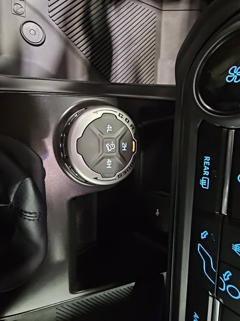 Used 2022 Ford Bronco Black Diamond image 19