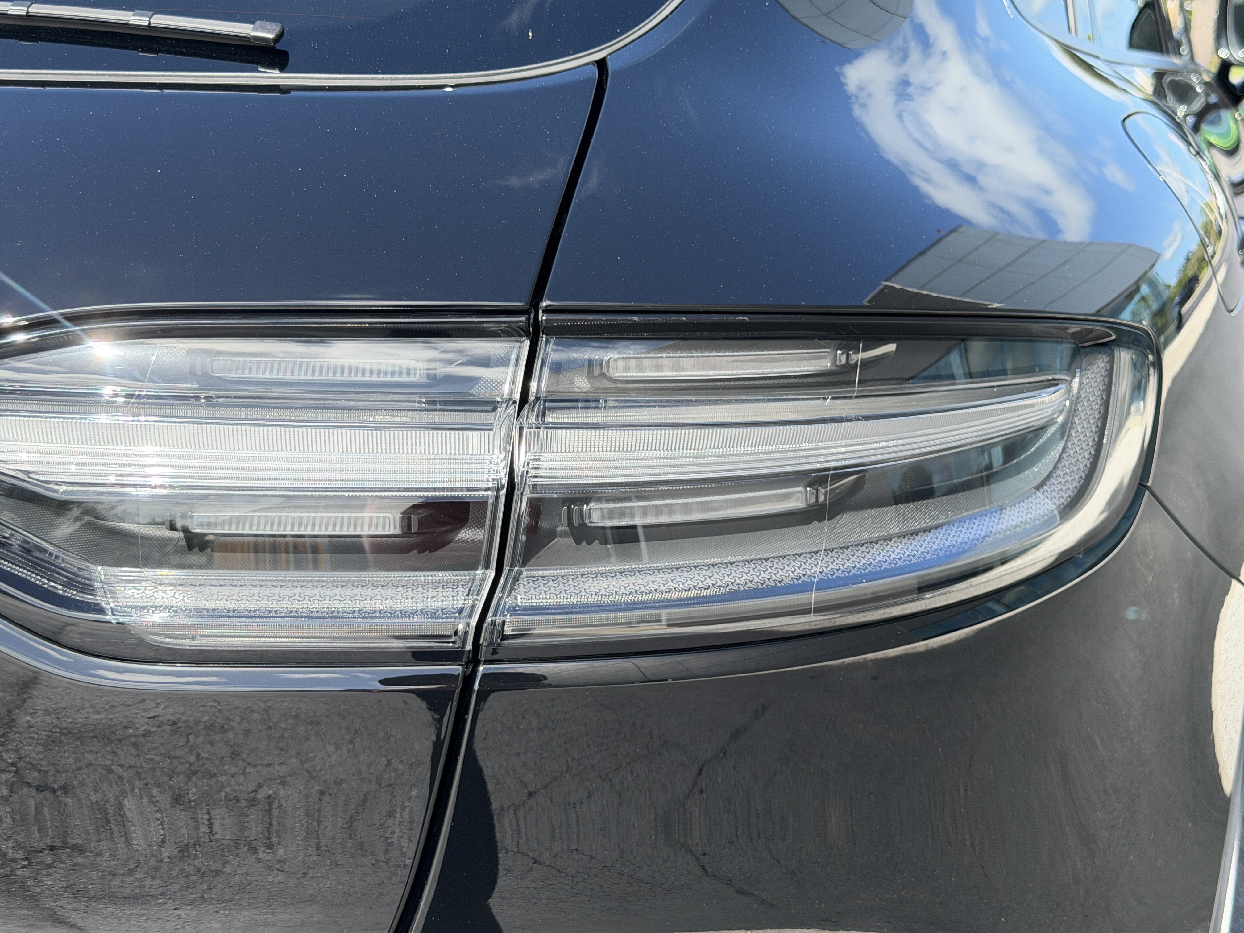 New 2026 Porsche Macan AWD/4WD image 13