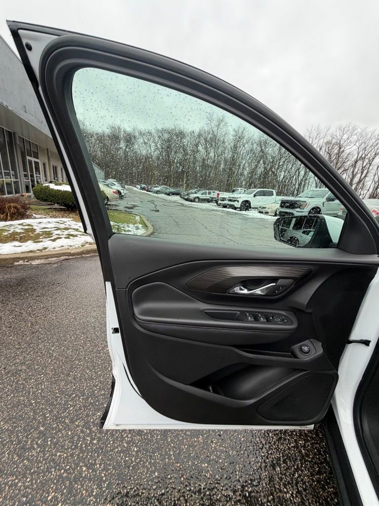Used 2023 GMC Terrain SLE w/ Driver Convenience Package AWD/4WD image 11