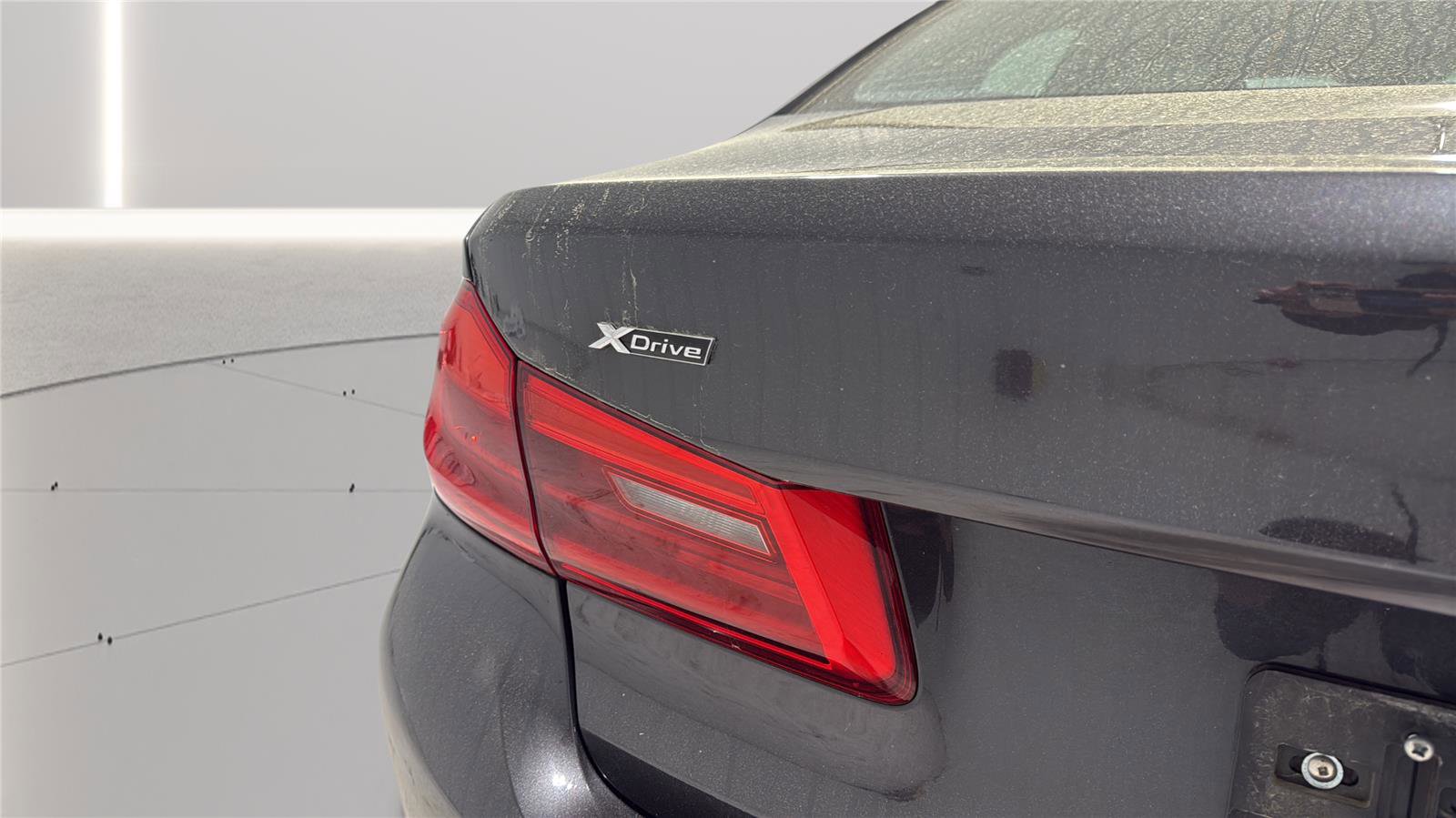 Used 2018 BMW 540i xDrive image 31