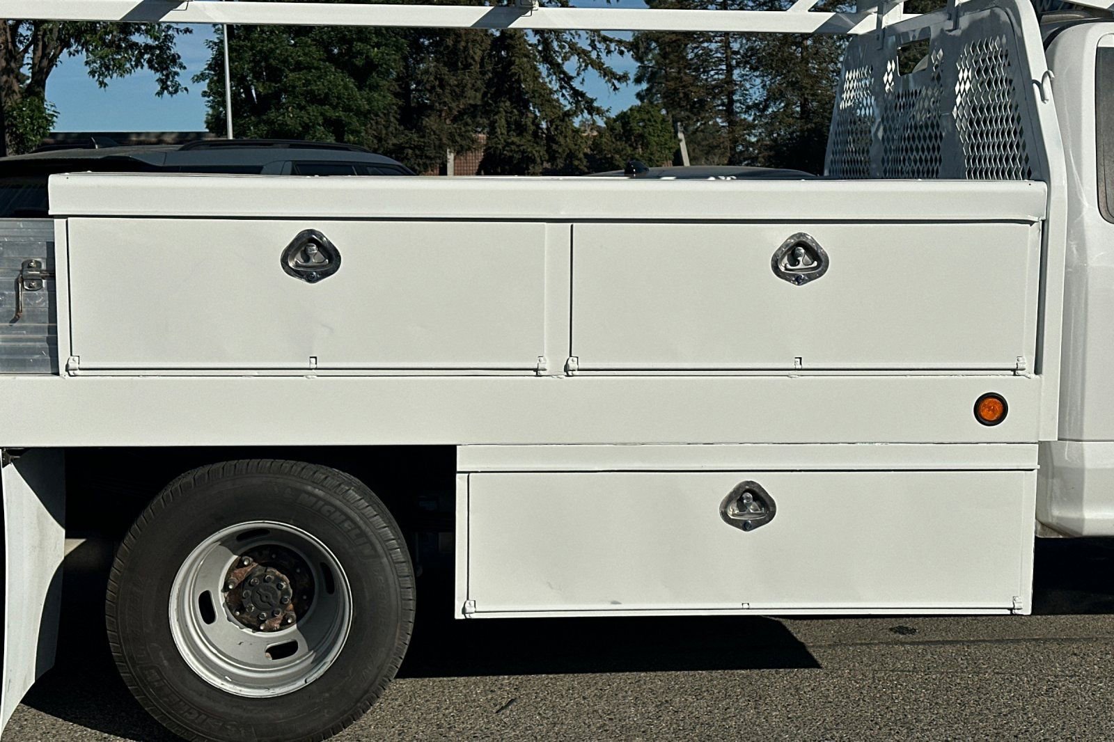 Used 2020 Ford F350 XL w/ Power Equipment Group image 20