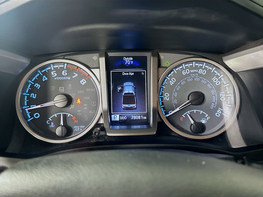 Used 2021 Toyota Tacoma SR5 AWD/4WD image 24