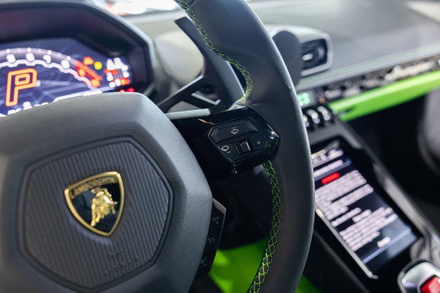 Used 2024 Lamborghini Huracan Tecnica image 46
