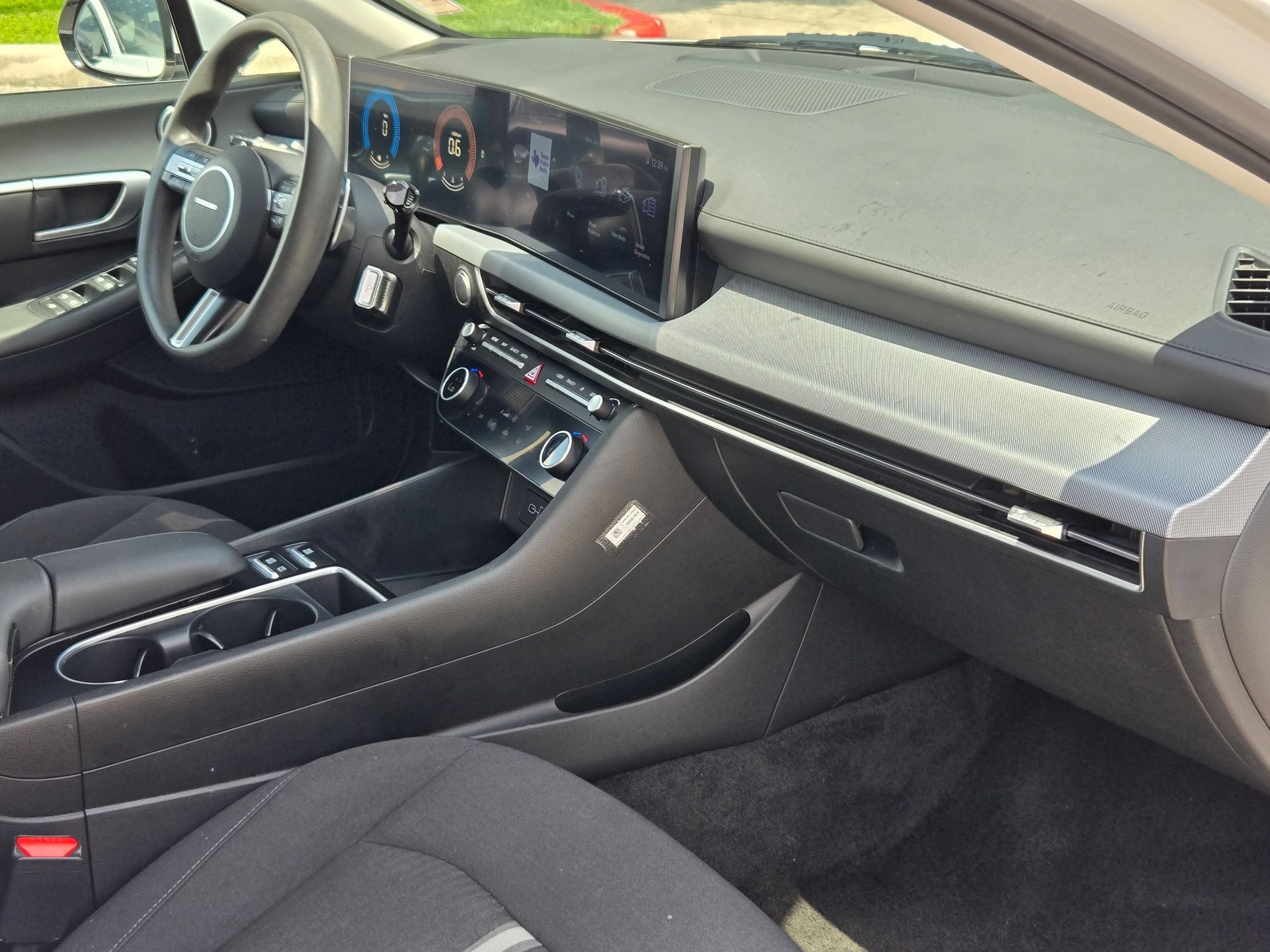 Used 2024 Hyundai Sonata SEL FWD image 29