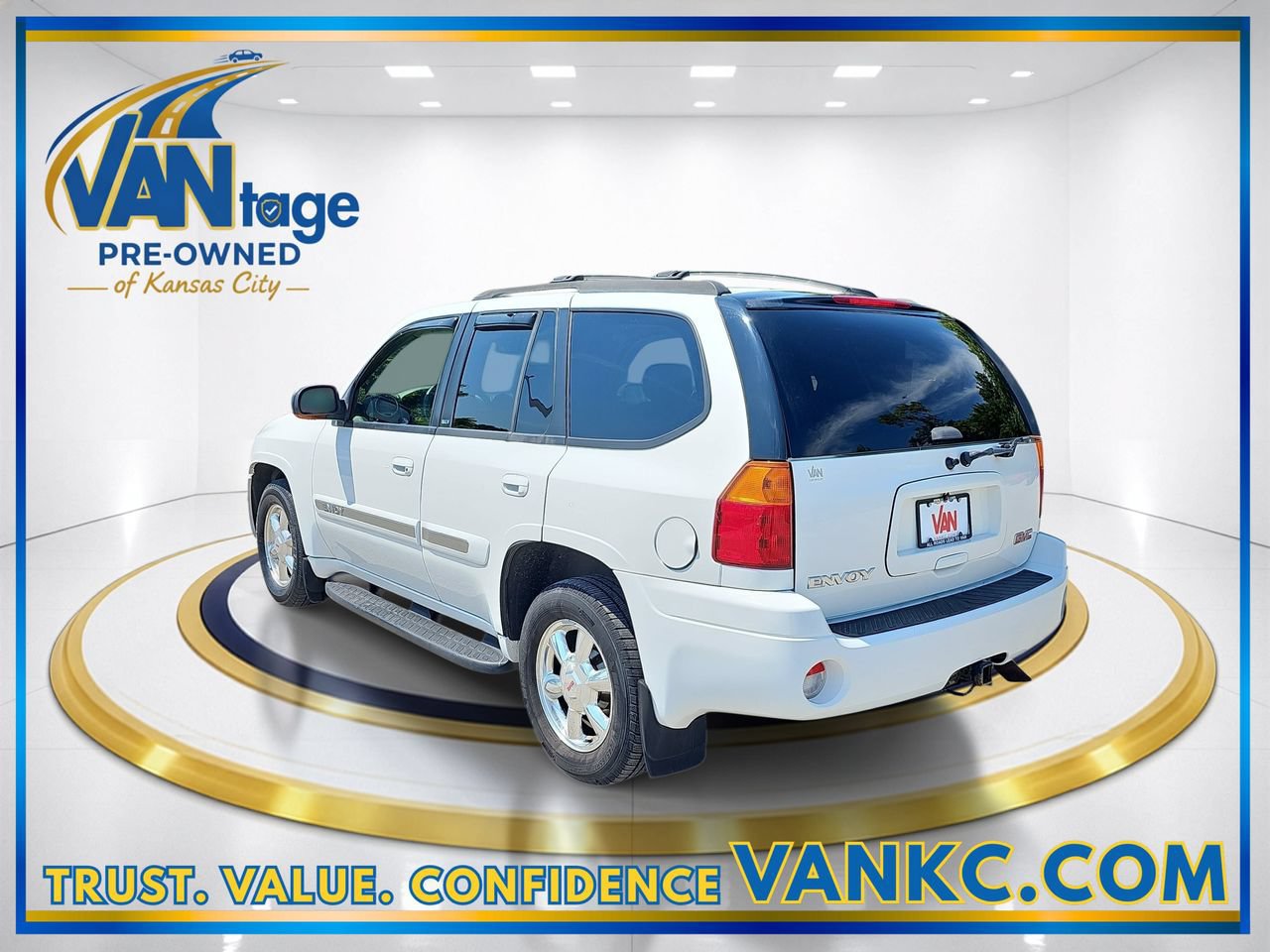 Used 2004 GMC Envoy SLT AWD/4WD image 9