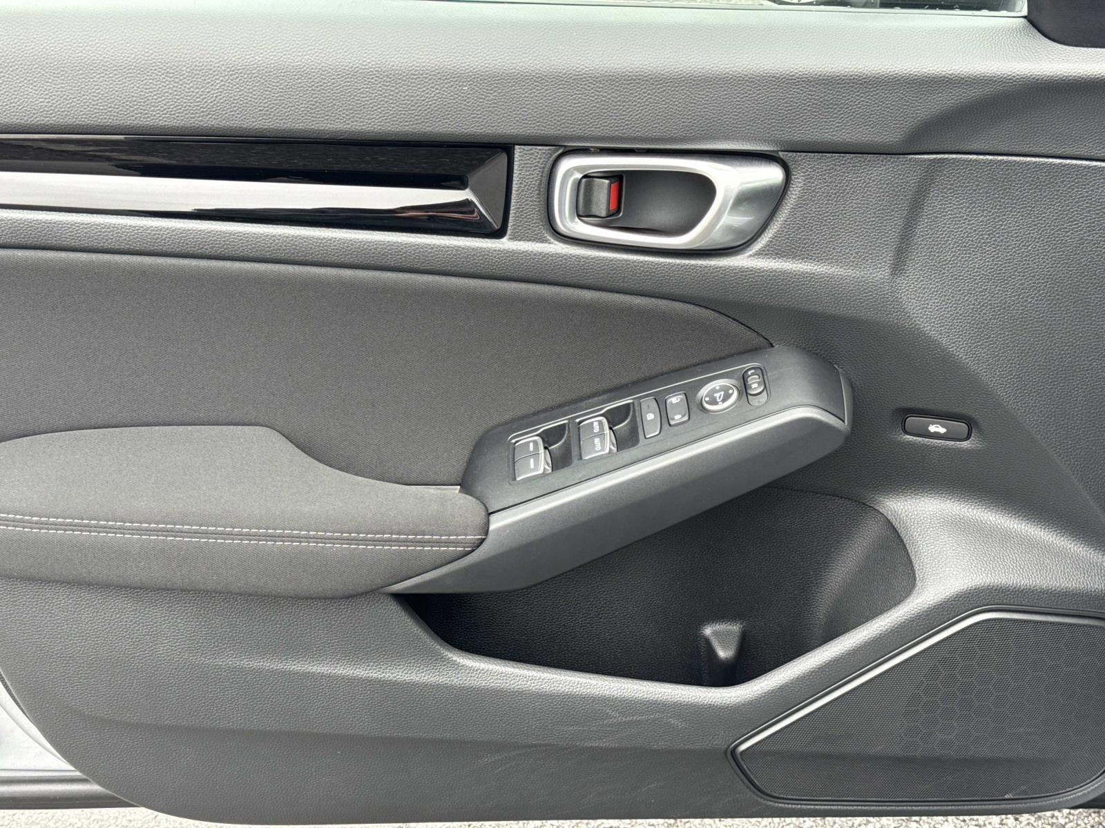 Used 2023 Honda Civic EX image 17