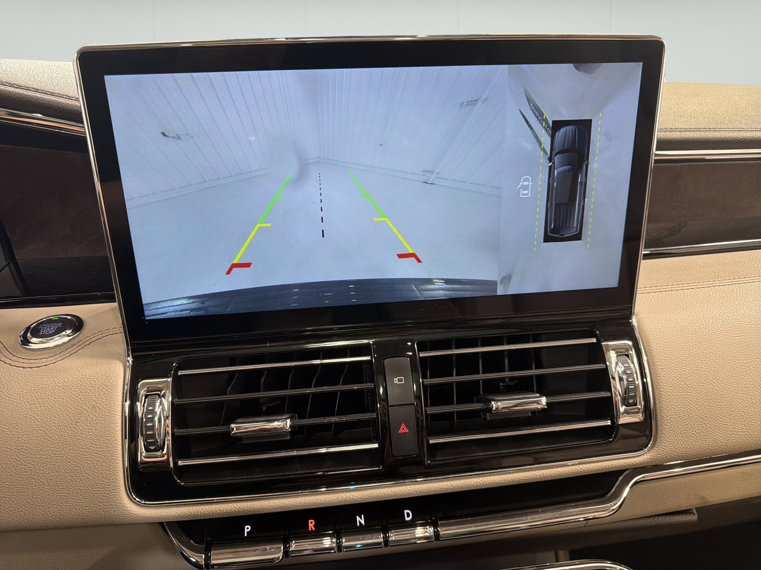 Used 2023 Lincoln Navigator L Reserve AWD/4WD image 17