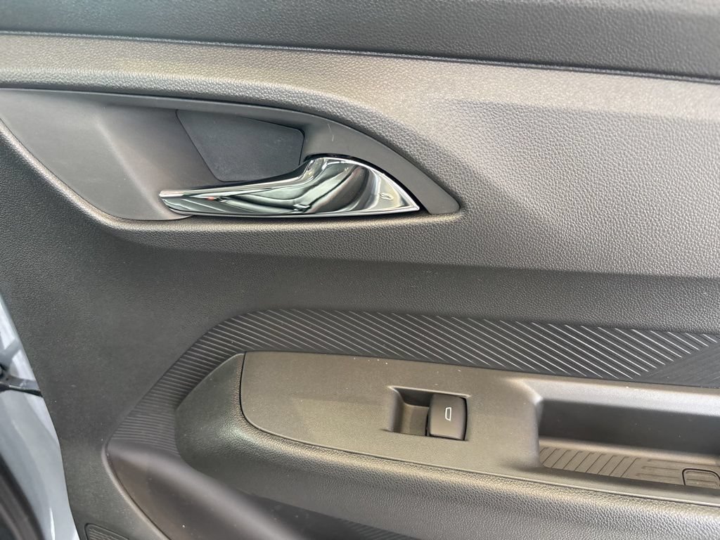 New 2027 Chevrolet Bolt RS FWD image 34