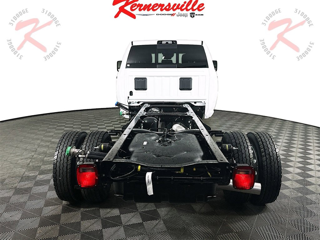 New 2026 RAM 5500 Big Horn 84CA Dually image 6