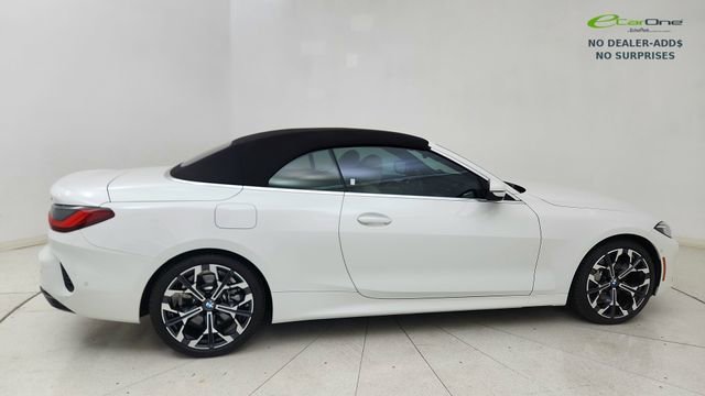 Used 2025 BMW 430i Convertible w/ Premium Package image 14