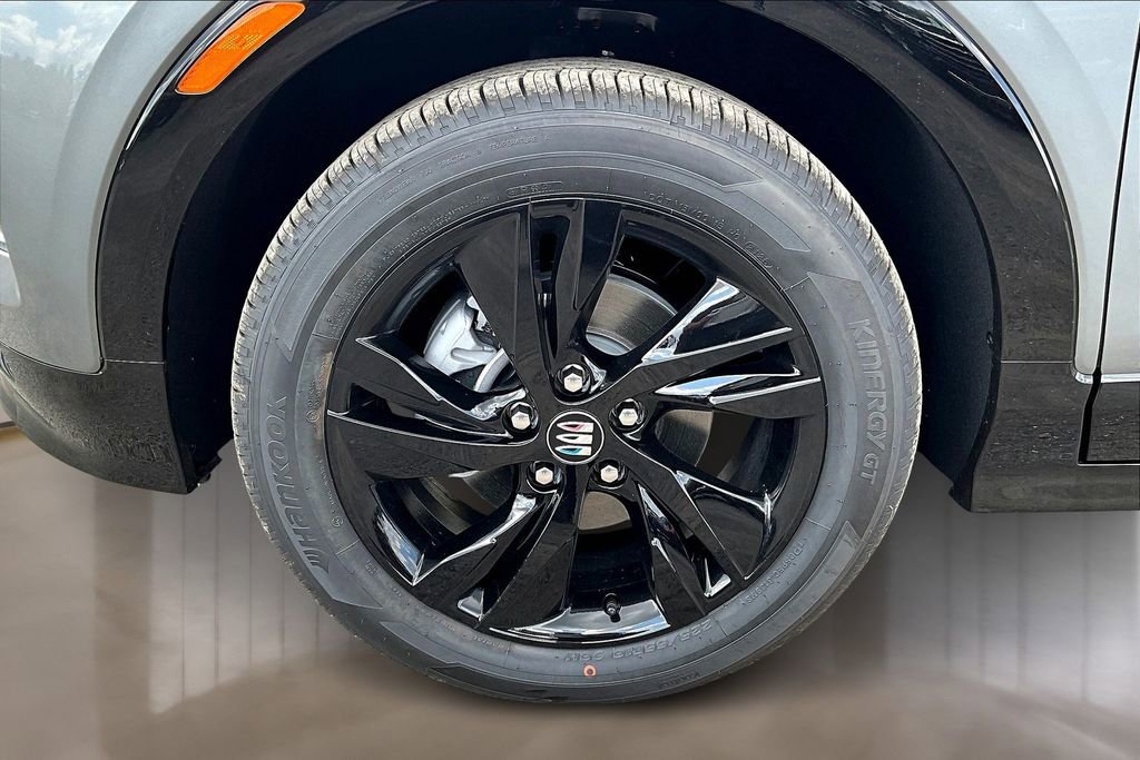New 2026 Buick Encore GX Sport Touring w/ Black Roof Package image 11