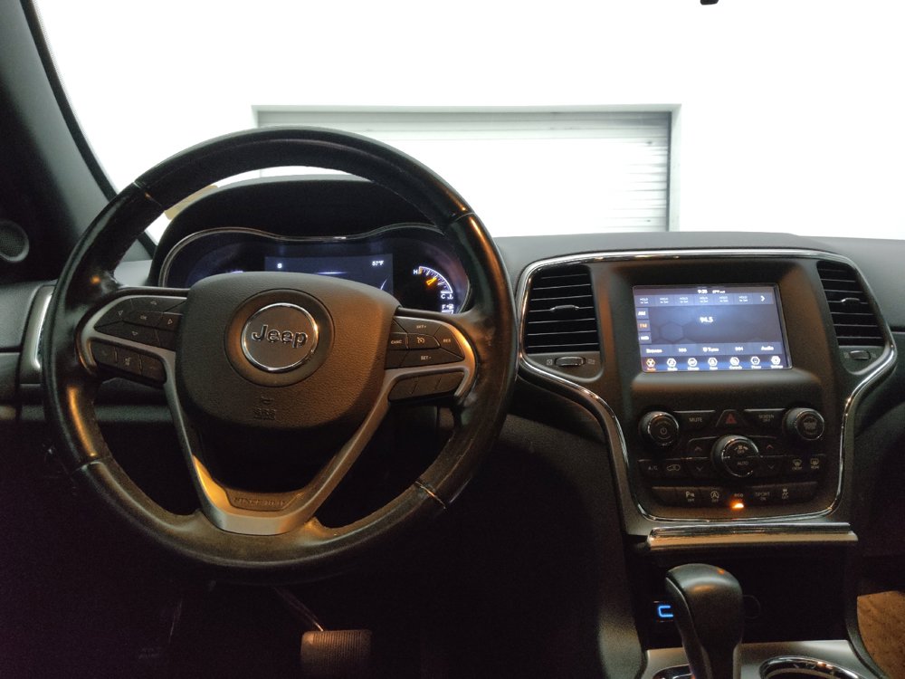 Used 2021 Jeep Grand Cherokee Laredo RWD image 22