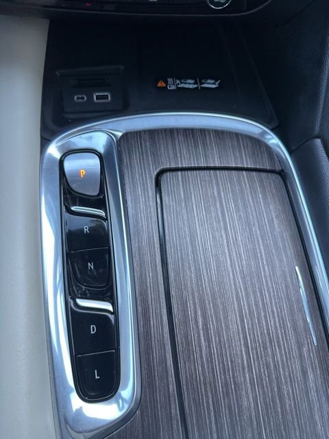 Used 2022 Buick Enclave Avenir w/ Avenir Technology Package image 17