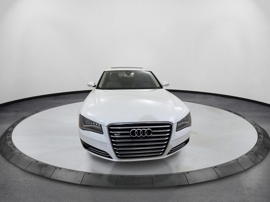 Used 2014 Audi A8 3.0T AWD/4WD image 2