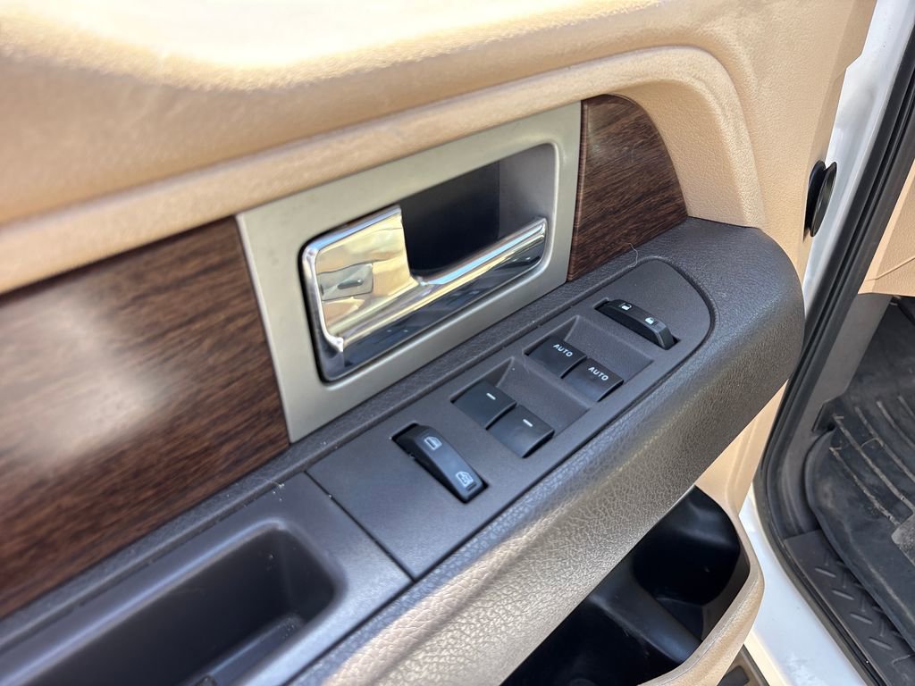 Used 2013 Ford F150 Lariat w/ Luxury Equipment Group AWD/4WD image 18