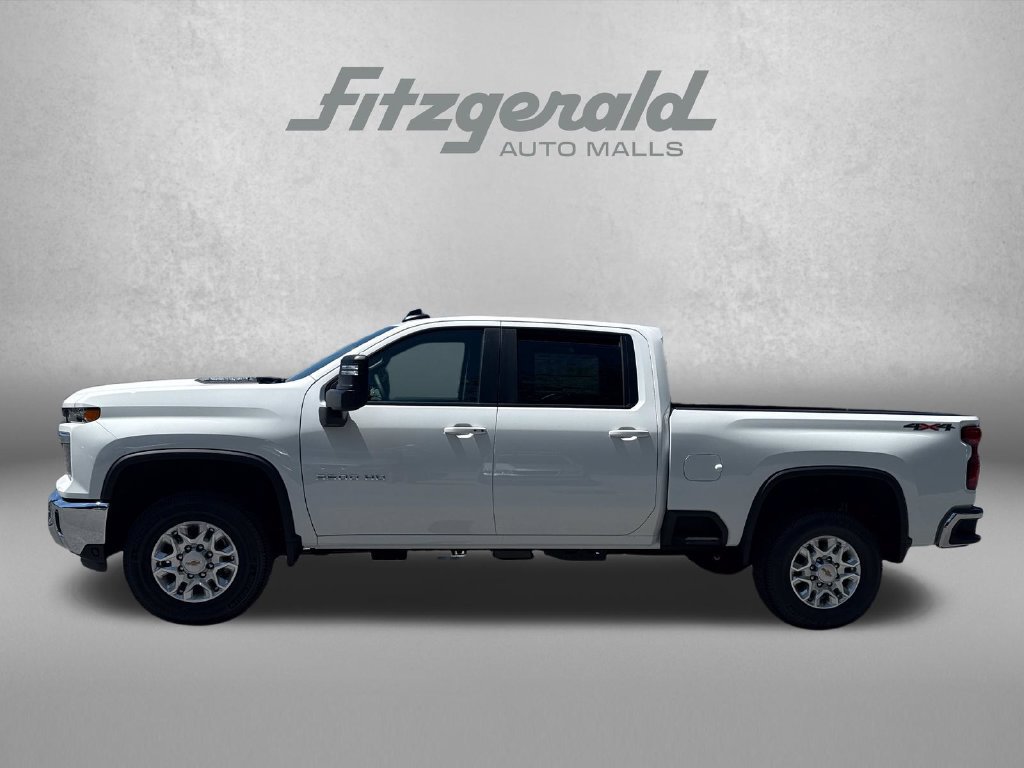 New 2026 Chevrolet Silverado 3500 LT AWD/4WD image 3