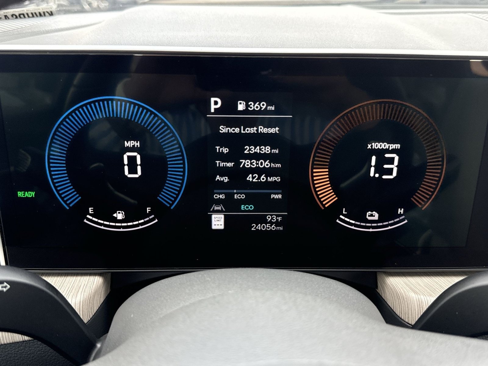 Used 2025 Hyundai Sonata SEL FWD image 17