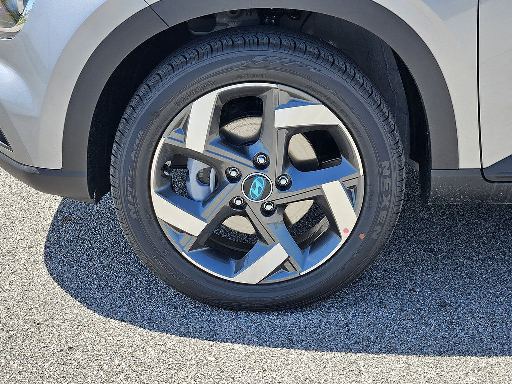 New 2026 Hyundai Venue SEL FWD image 12
